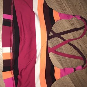 Lululemon sports bra 10